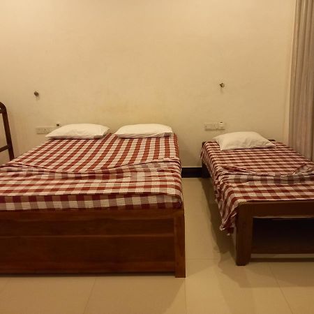 Hotel Krish Калкуда Екстериор снимка