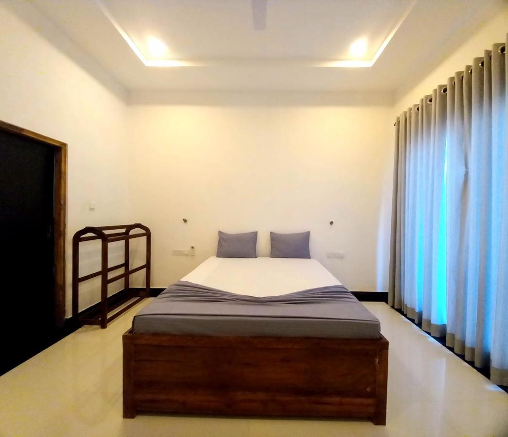 Hotel Krish Калкуда Екстериор снимка